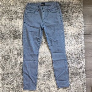Pin stripe Bebe skinny.